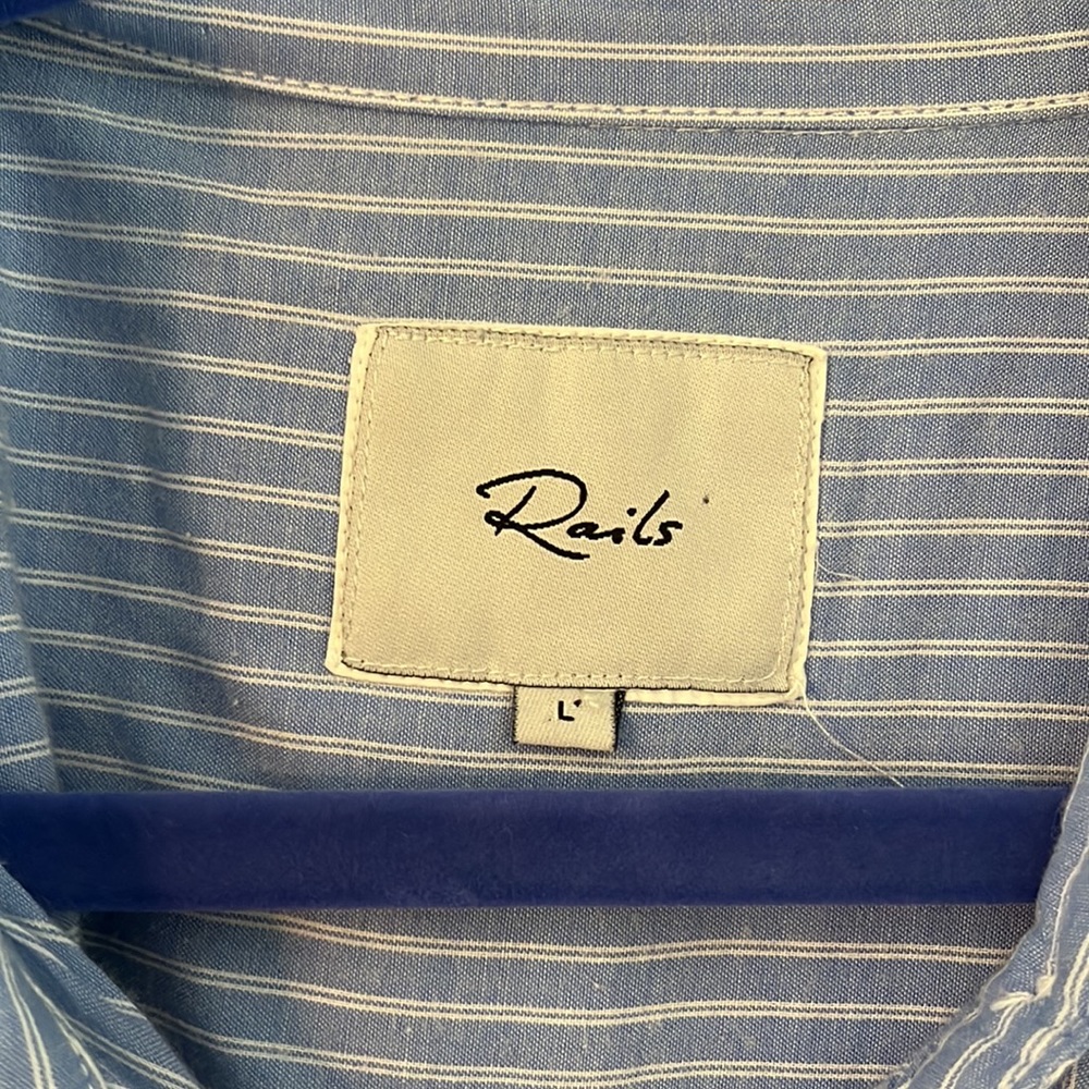 Rails Button-Down with Ruffle Sleeves - Picture 3 of 4